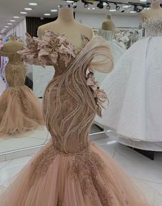 Gaun Malam Putri Duyung Champagne Cantik Gaun Prom Bahu Terbuka Ruffle Applique Bunga Gaun Pesta Selebriti Vestido De Novia - Product Image 3