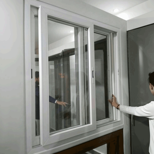 Fenêtre coulissante moderne en PVC-U, profil sans plomb, cadre durable, double vitrage, certifiée Energy Star, installation facile pour usage résidentiel - Product Image 2