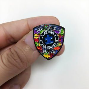 Insigne de vêtements 3D en métal vierge personnalisé émail doux épinglette de carnaval pour anniversaire, événement, souvenir, emblème de carnaval - Product Image 4