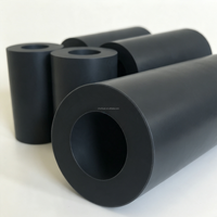 Tubo de PTFE Moldeado por Compresión con 20% de Grafito, Resistente al Desgaste y Anti-Creep, para Bujes de Bombas Químicas