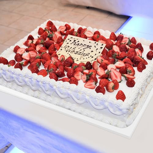 Plateau à gâteau rectangulaire en carton ondulé blanc de haute qualité 30x40cm – Prix de gros pour fournitures de pâtisserie - Product Image 4