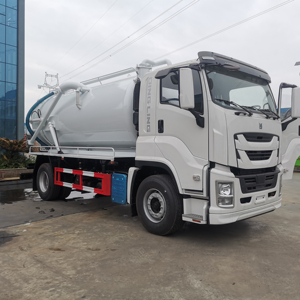 ISUZU 4x2 12000 litri 12 tonnellate di aspirazione delle acque reflue camion Diesel con cisterna settica per servizi di igiene manuale - Product Image 1