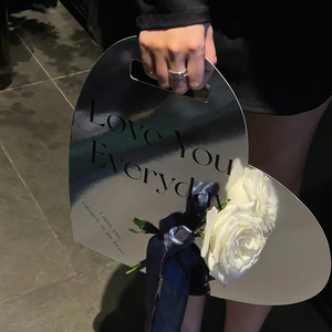 Hình Trái Tim Hộp Hoa Biểu Tượng Tùy Chỉnh Thiết Kế Độc Đáo Rose Flower Thẻ Quà Tặng Cho Ngày Valentine - Product Image 4