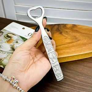 ที่เปิดขวดเบียร์สแตนเลส รูปหัวใจ ลายนูน ที่เปิดเครื่องดื่มสำหรับบาร์ - Product Image 3