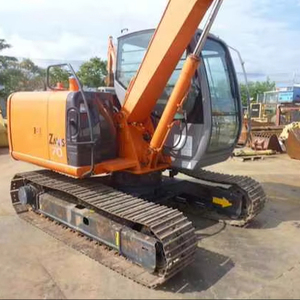 Excavatrice Hitachi ZX70 d'occasion de haute qualité |   Machine à chenilles de 7 tonnes |   Importé du Japon |   Solution fiable et économique - Product Image 1