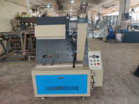 Machine à fabriquer des gobelets en papier à haute rentabilité pour les petites entreprises