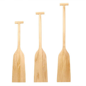 高品質の木材で作られ、保護コーティングが施された、人間工学に基づいたグリップ付きの木製カヌーパドル - Product Image 1