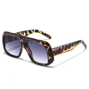 Lunettes de soleil oversize irrégulières pour hommes et femmes, monture large, protection UV400, verres colorés, personnalisables avec logo, collection 2026 - Product Image 1