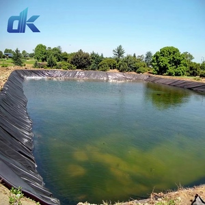 Géomembrane HDPE imperméable et anticorrosion de 0,5 mm à 2 mm pour bassins piscicoles, durable - Product Image 1