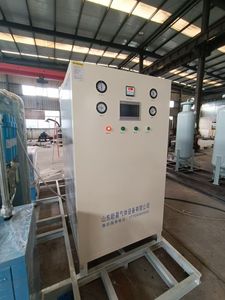 Mini fabrika mobil azot jeneratörü Motor PLC dişli ve Motor ile 99.9% verimli 220V-kamyon lastiği dolum için