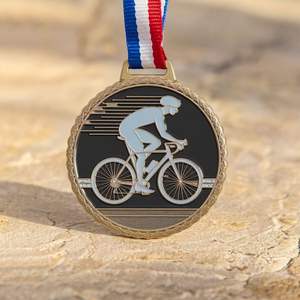 Médaille de récompense sportive personnalisée bon marché Médaille Souvenir de course de vélo d'équilibre de vélo de <span class=keywords><strong>montagne</strong></span> - Product Image 3