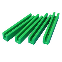 Bandes de glissement en plastique UHMWPE vertes personnalisées de qualité supérieure pour ligne d'embouteillage, système de convoyeur profilé en C, guides de chaîne à rouleaux en PE UHMW