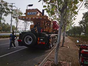 עגורני משאית מותג העליון <span class=keywords><strong>70</strong></span> טון איכות פרימיום <span class=keywords><strong>70</strong></span> טון stc700c5 עגור משאית בנייה - Product Image 3