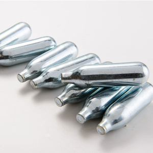 Cartouches <span class=keywords><strong>de</strong></span> gaz CO2 en acier et silicone 8g-95g pour gonfleurs <span class=keywords><strong>de</strong></span> pneus et fusils à billes - Faciles à transporter, utilisation sportive en extérieur - Product Image 5