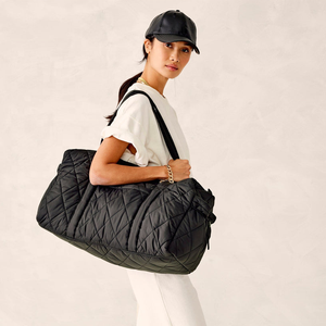 Grand <span class=keywords><strong>sac</strong></span> polochon <span class=keywords><strong>original</strong></span> <span class=keywords><strong>de</strong></span> voyage <span class=keywords><strong>de</strong></span> luxe <span class=keywords><strong>sac</strong></span> fourre-tout décontracté pour femmes <span class=keywords><strong>sac</strong></span> <span class=keywords><strong>de</strong></span> <span class=keywords><strong>sport</strong></span> matelassé - Product Image 6