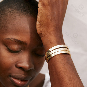 Kadınlar için 925 som gümüş manşet bilezik bileklik kadro kazınmış manşet bilezik - Product Image 3