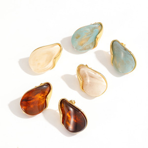 ต่างหูเรซิ่นทรงหยดน้ำ ดีไซน์เรขาคณิตแบบไม่สมมาตร ตัวเรือนสแตนเลสสตีล สำหรับผู้หญิง แฟชั่นเครื่องประดับสำหรับงานปาร์ตี้ - Product Image 4