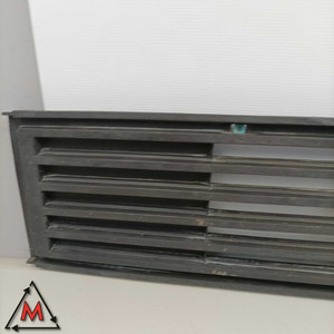 กระจังหน้ารถโฟล์คสวาเกน LT35 ปี 1985-1993 พร้อมตราสัญลักษณ์ 281853653 (83720) - Product Image 1