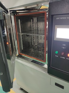 Cámara de Prueba de Envejecimiento Acelerado con Lámpara ASTM D2565 ASTM G-15 - Product Image 3