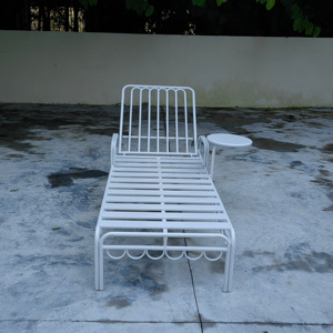 Chaise longue de style nouveau avec cadre en aluminium, personnalisable, portable, pliable, mobilier d'extérieur pour la piscine, la plage et les loisirs - Product Image 4