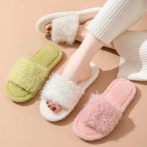 Pantoufles en tissu TPR doux et moelleux pour femmes, mode hiver, confortables et antidérapantes, à bout ouvert, pour le printemps et l'automne - Product Image 2