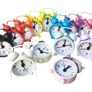 Nouvelle mini horloge de table électronique ronde à double cloche, horloge numérique à quartz, décoration de maison, rétro, portable - Product Image 3