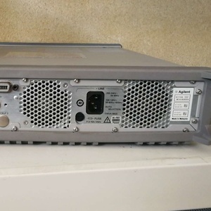 เครื่องกำเนิดสัญญาณพัลส์ Keysight 81110A ของแท้จากโรงงาน 165/330 MHz ผ่านการทดสอบในสภาพการทำงาน - Product Image 3
