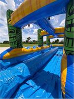 Toboggan aquatique gonflable Tiki Totem commercial à double piste avec piscine pour la location événementielle
