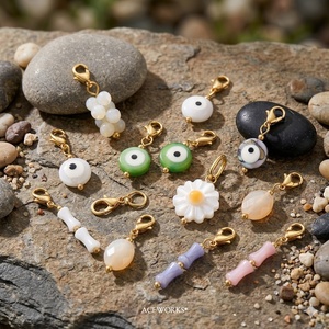 เดอะ เชลล์ เอ็ดดิท |   เปลือกหอยธรรมชาติติดตั้งบนสแตนเลสสตีลเคลือบทอง 18K PVD กันน้ำ |   กันน้ำ ป้องกันอาการแพ้ และทนทาน - Product Image 2