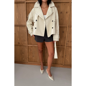 Abrigo de Gabardina para Mujer CROP Boyfrench, Diseño Elegante con Piedras - Product Image 5