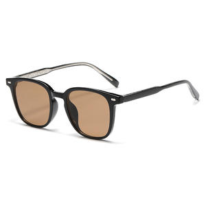 Nouvelles lunettes de soleil carrées pour hommes, monture noire en PC, protection UV400, pour la conduite en extérieur, transmittance classe 2 - Product Image 4