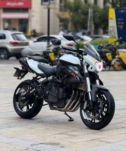 Motos Benelli Huanglong <span class=keywords><strong>300</strong></span> y 600 de 400-600cc, Bicilíndricas/En Línea, para Conducción Urbana y de Alto Rendimiento (>80km/h) - Product Image 1