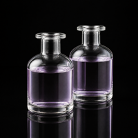 Lot en gros de diffuseurs d'arômes en verre dépoli mat, forme cylindrique carrée, acceptant la personnalisation des couleurs Pantone pour la décoration parfumée de la maison