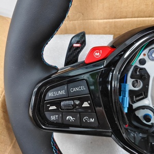 Volant de direction personnalisé CS Performance pour <span class=keywords><strong>BMW</strong></span> G01 G02 G05 G20 G30 G87 M3 M5 M6 F20 F22 F26 F30 F31 F32 F36 F80 - Product Image 5
