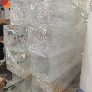 โครงสร้างอะคริลิกใสทรงสี่เหลี่ยมสำหรับงานแต่งงาน แบบมัลติพิลาร์ ใช้เป็นฉากหลังสำหรับงานแต่งงานริมชายหาดหรือสนามหญ้า - Product Image 3