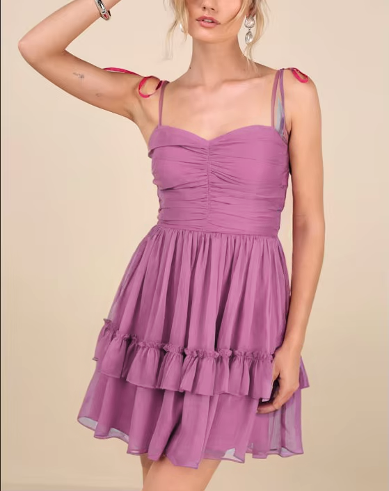 สีแดงม่วง