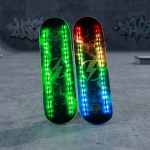 Planche de skateboard KAELIS en bois d'érable, forme de bâtonnet de glace, thème spatial, logo éclair lumineux, style tendance pour l'extérieur, 8 couches - Product Image 1