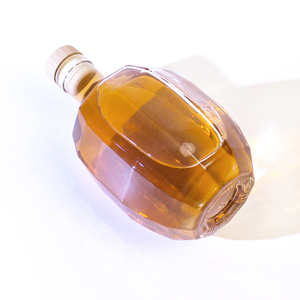 Collections de <span class=keywords><strong>vodka</strong></span> de luxe <span class=keywords><strong>française</strong></span> de qualité supérieure en vente en gros Bouteilles de vin recyclables de 250ml 350ml 500ml avec récipient à boisson à joint en liège - Product Image 2