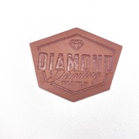 Fabricant Offre Spéciale forme carrée logo en relief à repasser sur étiquette en cuir personnalisée à coudre pour casquettes chapeaux jeans