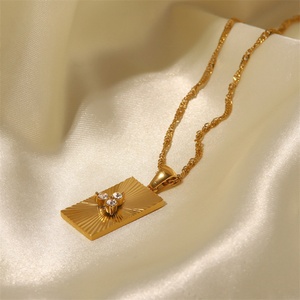 Collier vintage en cristal bleu œil-de-tigre, plaqué or 18 carats, en acier inoxydable, avec pendentif rectangulaire pour femme - Product Image 5