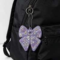 Porte-clés personnalisé mignon avec logo en PVC souple, cadeaux promotionnels pour sacs, clés, accessoires vestimentaires, vente en gros, OEM, faible MOQ