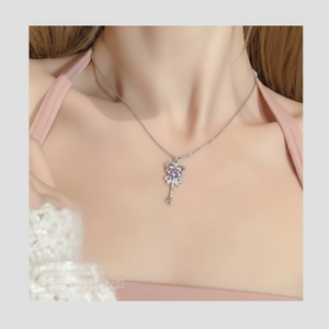 Vendita calda di tendenza collane a forma di fiori iniziali in acrilico da donna collane di perle a strati disponibili all'ingrosso - Product Image 1