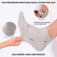Chaussettes de sport athlétiques respirantes pour hommes avec logo personnalisé, en coton de haute qualité, unies, courtes, pour la course et le quotidien, OEM ODM