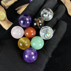 Vente en gros <span class=keywords><strong>de</strong></span> mini sphères <span class=keywords><strong>de</strong></span> <span class=keywords><strong>cristal</strong></span> <span class=keywords><strong>de</strong></span> bonne qualité, boules <span class=keywords><strong>de</strong></span> pierres précieuses polies <span class=keywords><strong>de</strong></span> 15 à 30 mm pour la fabrication <span class=keywords><strong>de</strong></span> pendentifs, bracelets, décoration <span class=keywords><strong>de</strong></span> la maison, cadeaux - Product Image 4