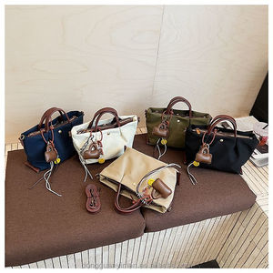 Borsa a Mezzaluna Trapuntata in PU Color Caramella Moda 2025, Borsa a Mano con Motivo a Rombi, Borsa Multifunzionale da Donna con Catena <span class=keywords><strong>e</strong></span> Cerniera in PU - Product Image 3