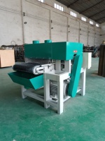 Équipement de traitement du bois directement de l'usine, machine à couper le bois, scie à lame multiple, machine à scier à plusieurs lames