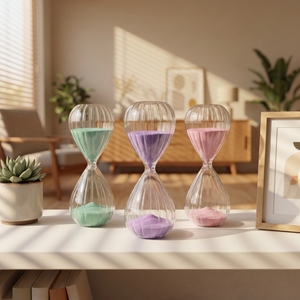 Exquisite Glass Patterned Flat Base Hourglass Sandglass 15Min for Kitchen Cooking Game Party Timing - Product Image 1