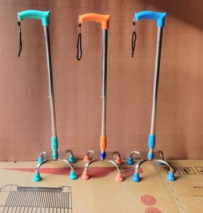 Venta al por mayor de fábrica, cuatro esquinas, portabilidad antideslizante, aleación de aluminio, bastón útil para adultos mayores - Product Image 1