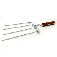 Vente flash : Kit de 4 fourchettes de barbecue en acier inoxydable avec manche en bois pour la cuisson du poulet