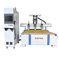 Machine de gravure CNC à trois têtes 2040 pour le travail du bois, équipement de nesting pour panneaux, meubles et portes d'armoires